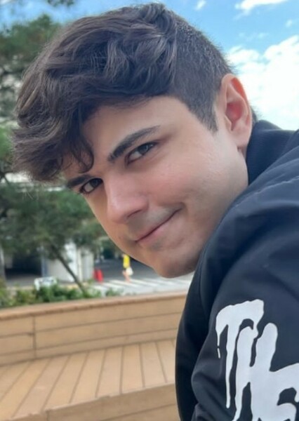 Zach Aguilar photo