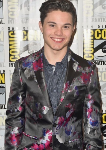 Zach Callison photo