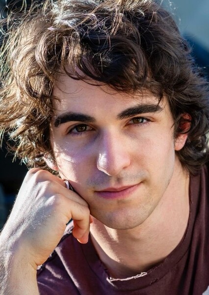 Zach Gordon photo