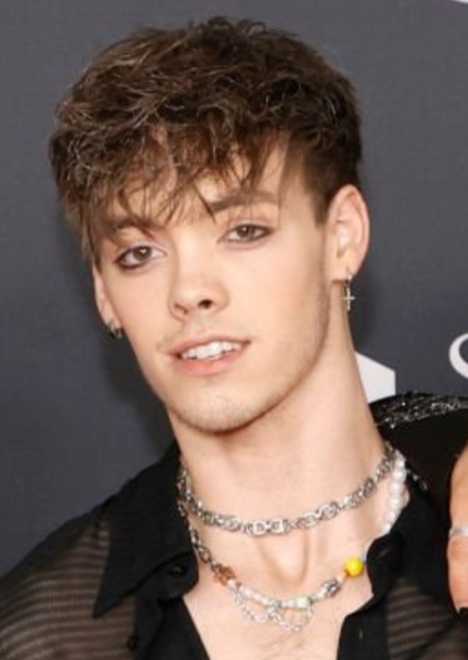 Zach Herron photo