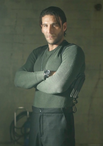 Zach McGowan photo