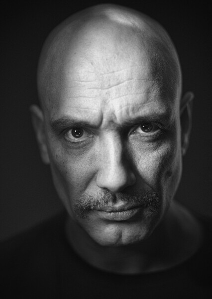 Zachary Baharov photo