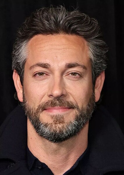 Zachary Levi photo