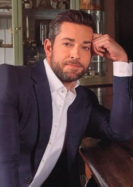 Zachary Levi