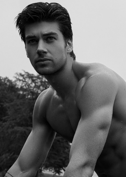 Zachary Mirabelli photo