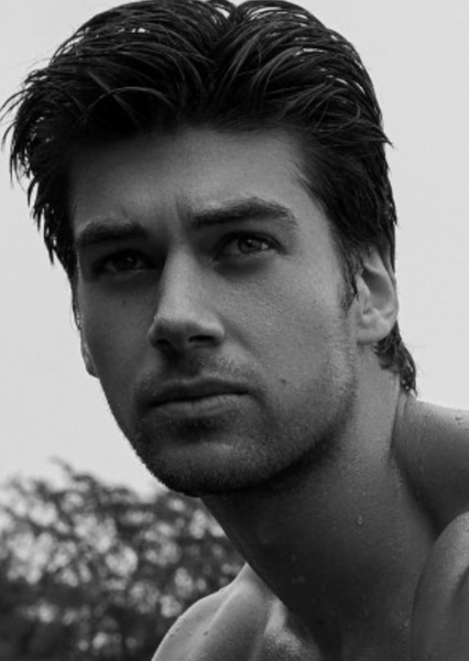 Zachary Mirabelli photo