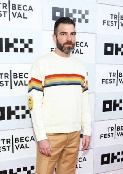 Zachary Quinto photo