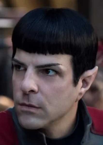 Zachary Quinto photo