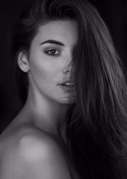 Zandria Theis photo