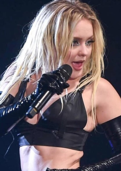 Zara Larsson photo
