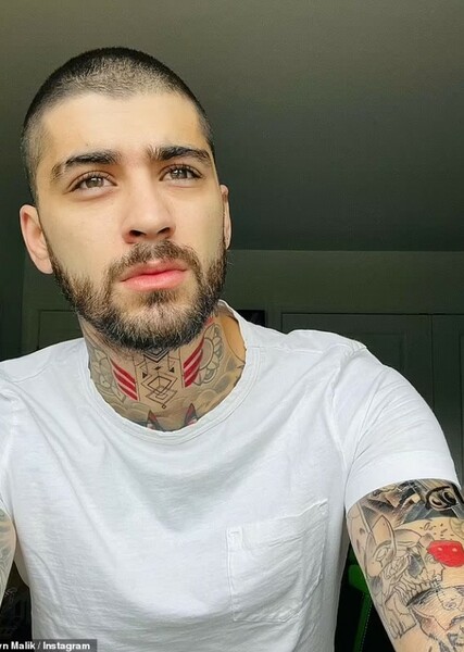 Zayn Malik photo