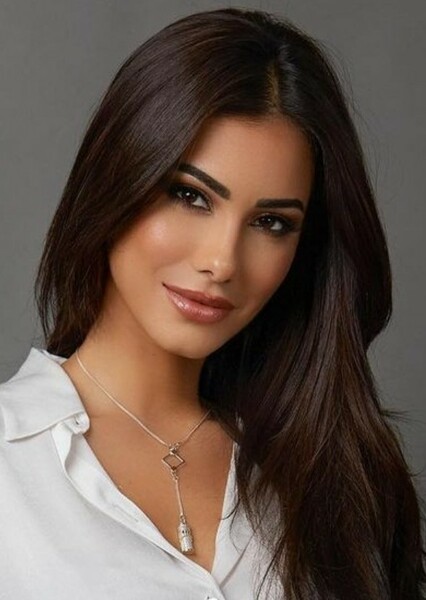 Zayneb Azzam photo