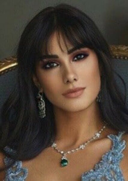 Zayneb Azzam photo