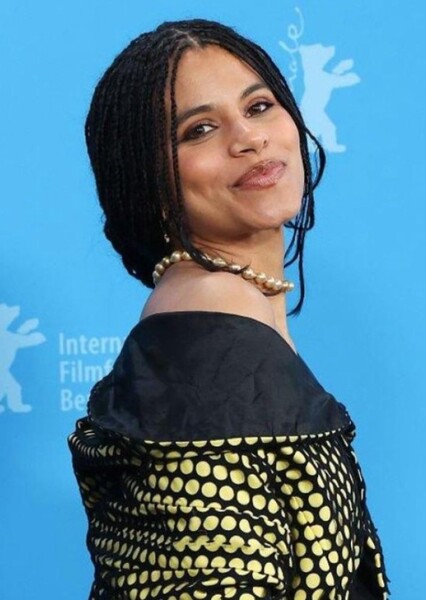 Zazie Beetz photo