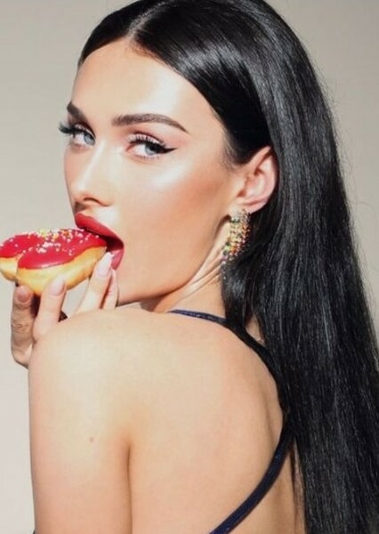 Zehra Şebnem Gürsu photo