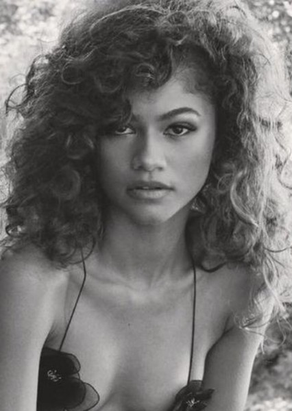 Zendaya photo
