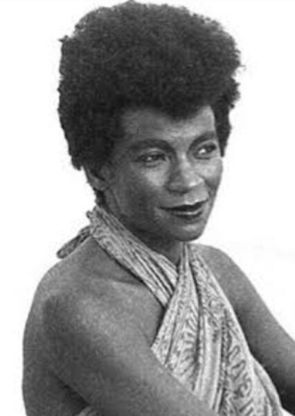Zezé Motta