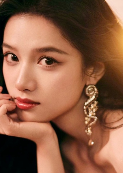 Zhang Jingyi photo