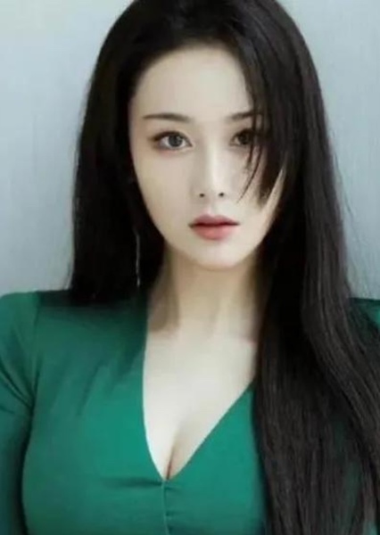 Viann Zhang Xinyu photo