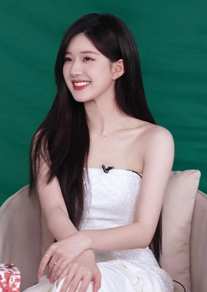 Zhao Lusi photo