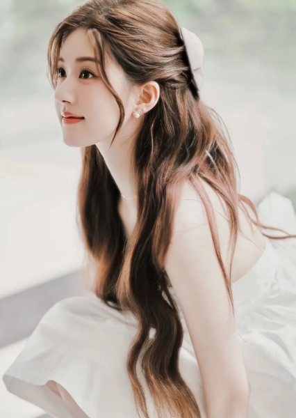 Zhao Lusi photo
