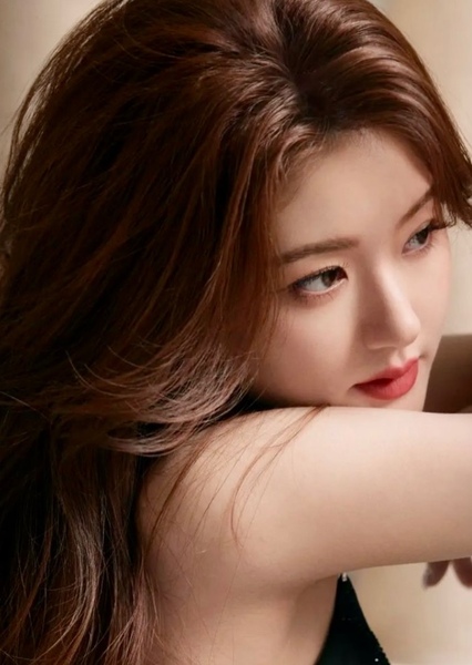 Zhao Lusi photo