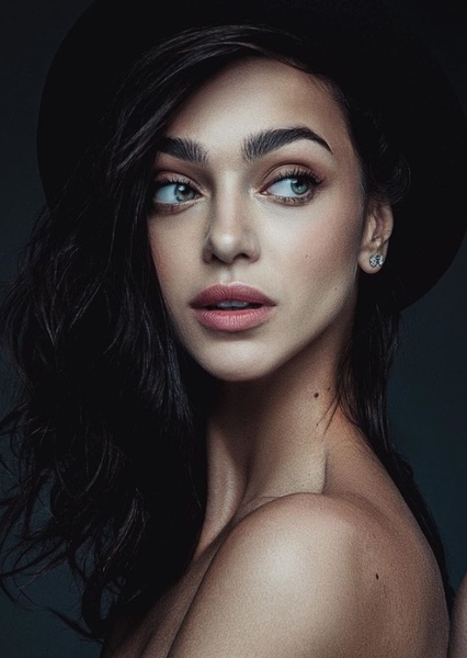 Zhenya Katava photo