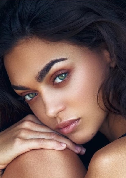 Zhenya Katava photo
