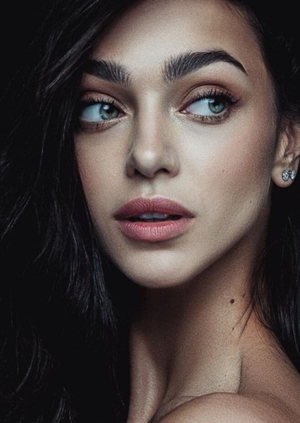 Zhenya Katava photo
