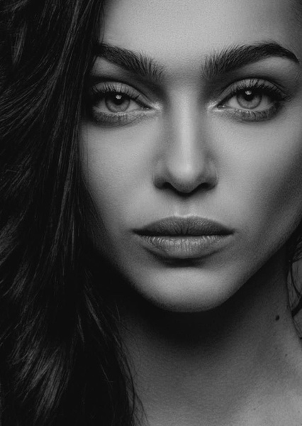 Zhenya Katava photo