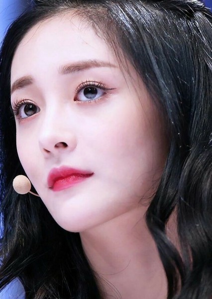 Zhou Jieqiong photo