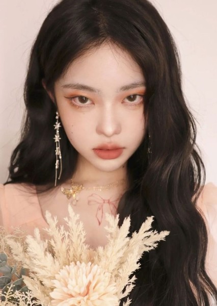 Zhou Xian Xianye (faaaariii_) photo