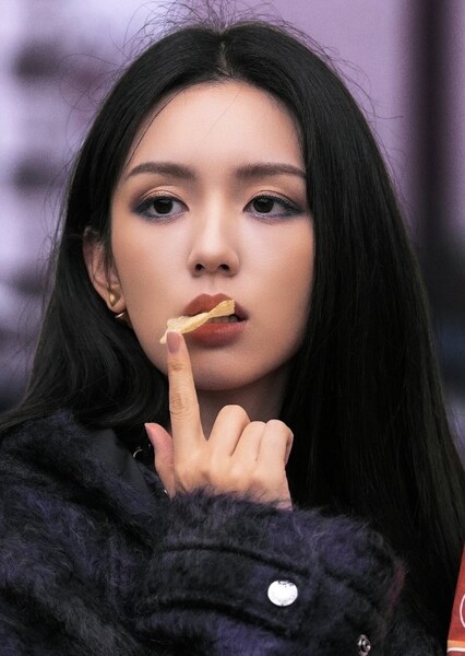 Zhou Ye photo