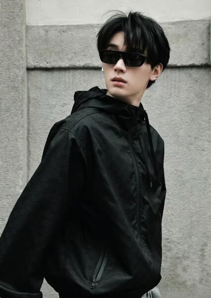 Zhou Yiran photo