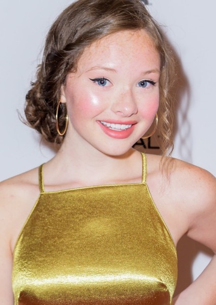 Zoe Colletti photo