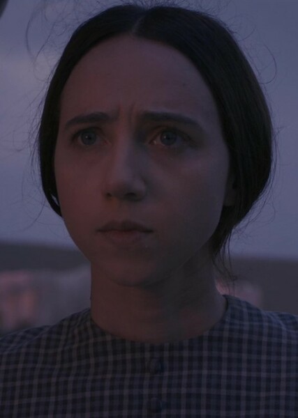 Zoe Kazan photo