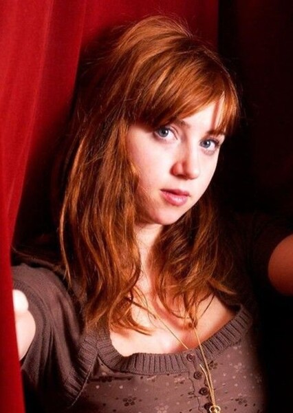 Zoe Kazan photo