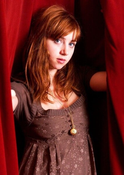 Zoe Kazan photo