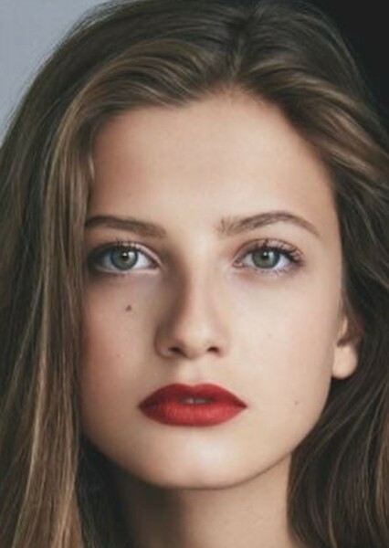 Zoë Pastelle Holthuizen photo