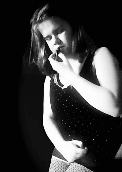 Zoe Szymon photo