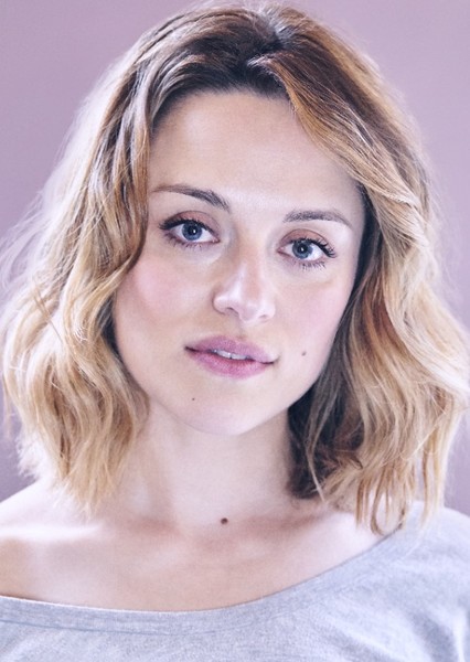 Zoë Tapper