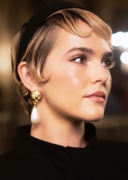 Zoey Deutch