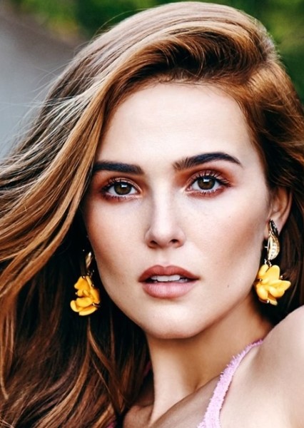 Zoey Deutch photo