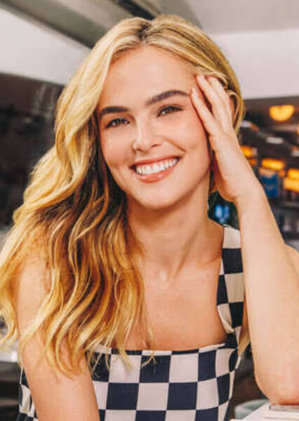 Zoey Deutch