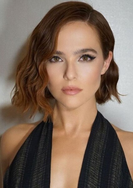 Zoey Deutch photo
