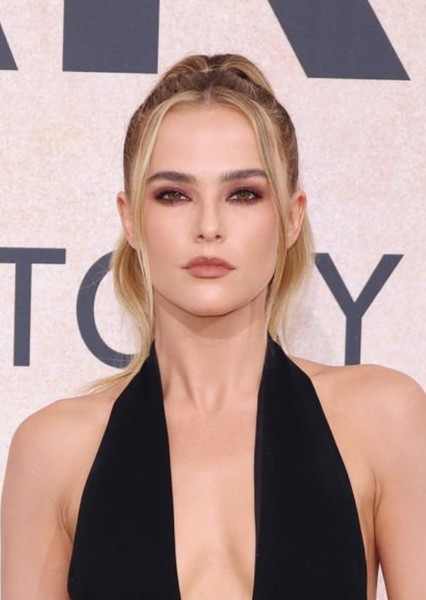 Zoey Deutch photo
