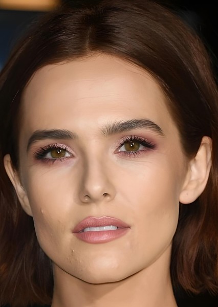 Zoey Deutch photo