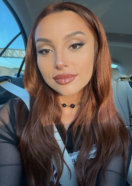 Zoey Luna
