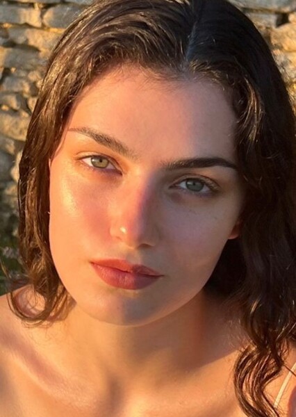 Zonia Mejia photo