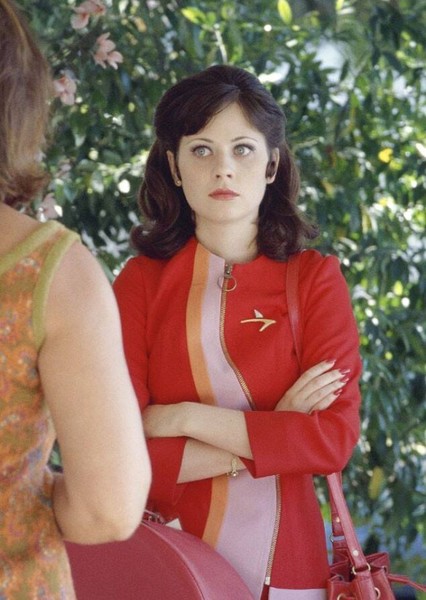 Zooey Deschanel photo